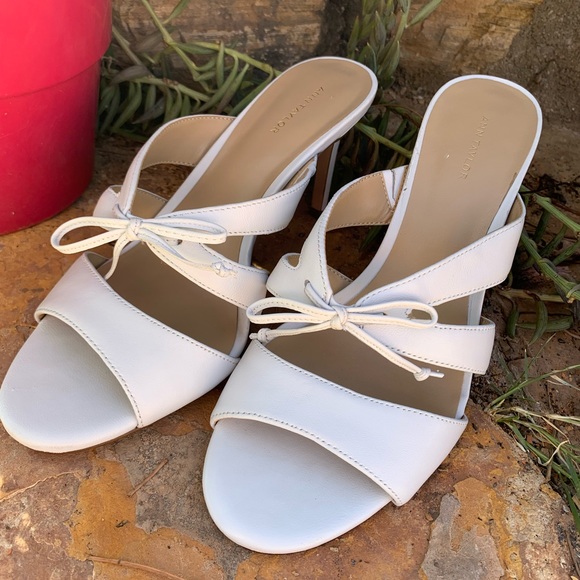 Ann Taylor Shoes - Ann Taylor White Sandals Mathilda Bow Heel Size 8 EUC